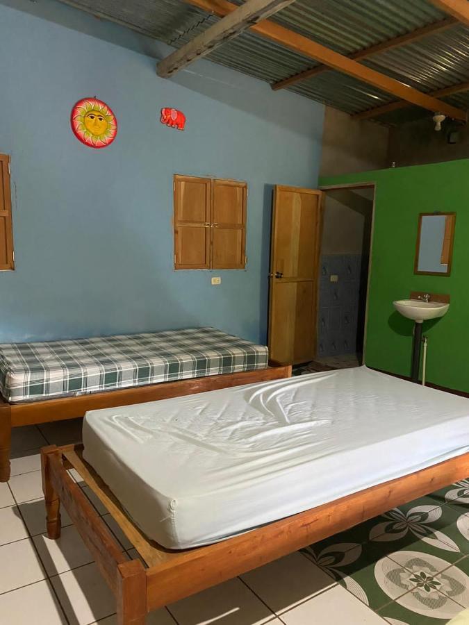 Hostal Maria Rivas Exterior foto